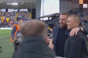 淚目！德羅西和卡納瓦羅賽前互相擁抱