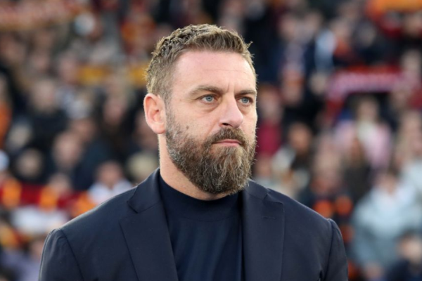 <a href=https://ws-tek.com/tag/deluoxi.html target=_blank class=infotextkey>德羅西</a>點(diǎn)贊<a href=https://ws-tek.com/tag/luoma.html target=_blank class=infotextkey>羅馬</a>晉級<a href=https://ws-tek.com/tag/oulianbei.html target=_blank class=infotextkey>歐聯(lián)杯</a>半決賽