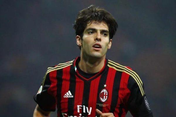 卡卡退役后去干什么了？